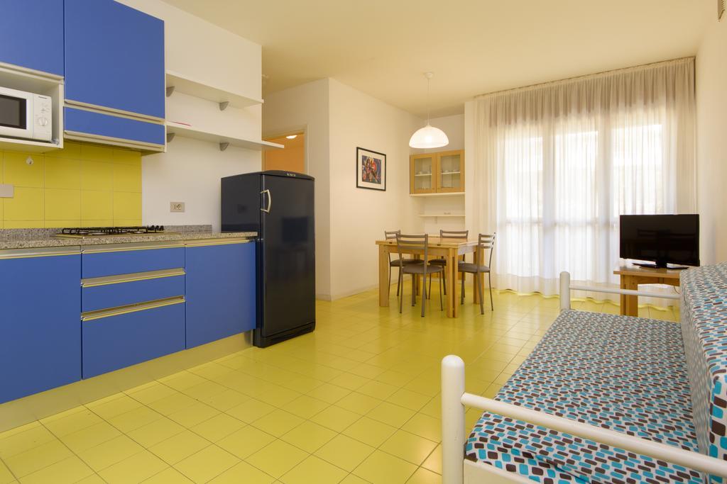 Appartamenti Vacanza Albatros Lignano Sabbiadoro Exterior photo