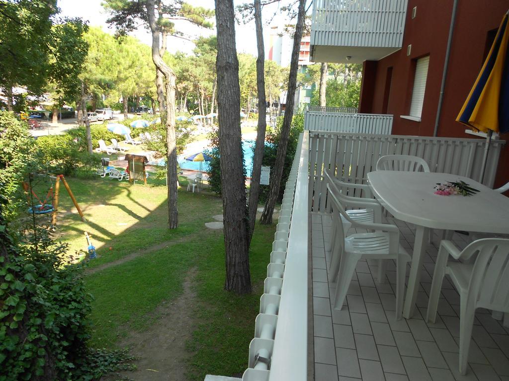 Appartamenti Vacanza Albatros Lignano Sabbiadoro Exterior photo